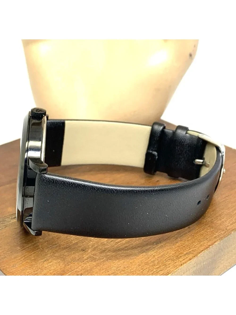 Guess Men's Watch U1315G3 Quartz Black Dial Stainless Steel Leather Strap 44mm